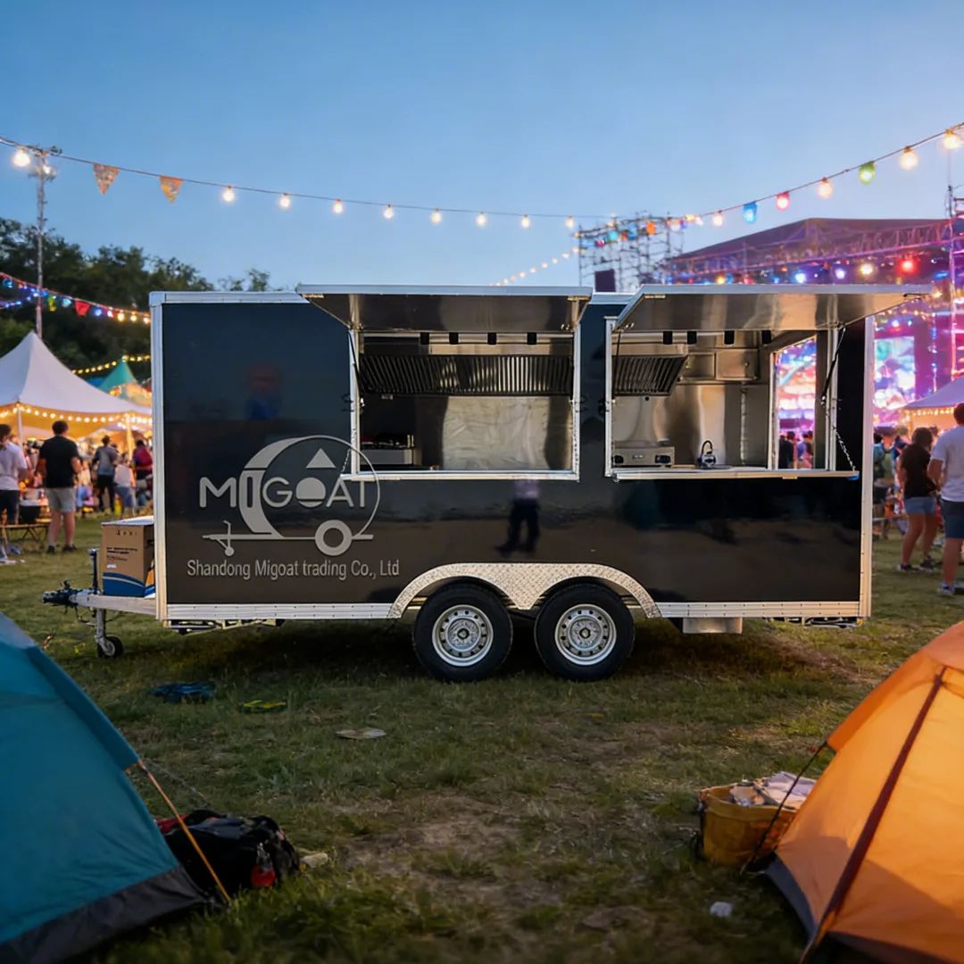 Commercial Kitchen Vendor - عربة طعام متنقلة خارجية متعددة الوظائف