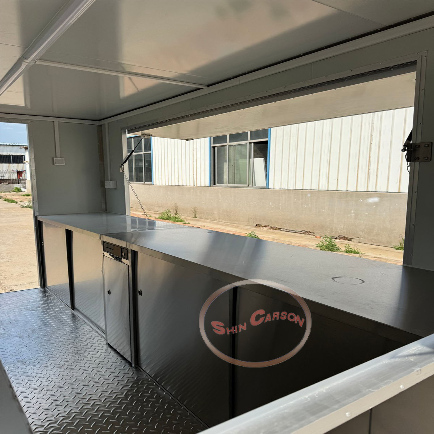مقطورات الطعام التجارية لبائع  - مراجعة Commercial Kitchen Vendor وسعره