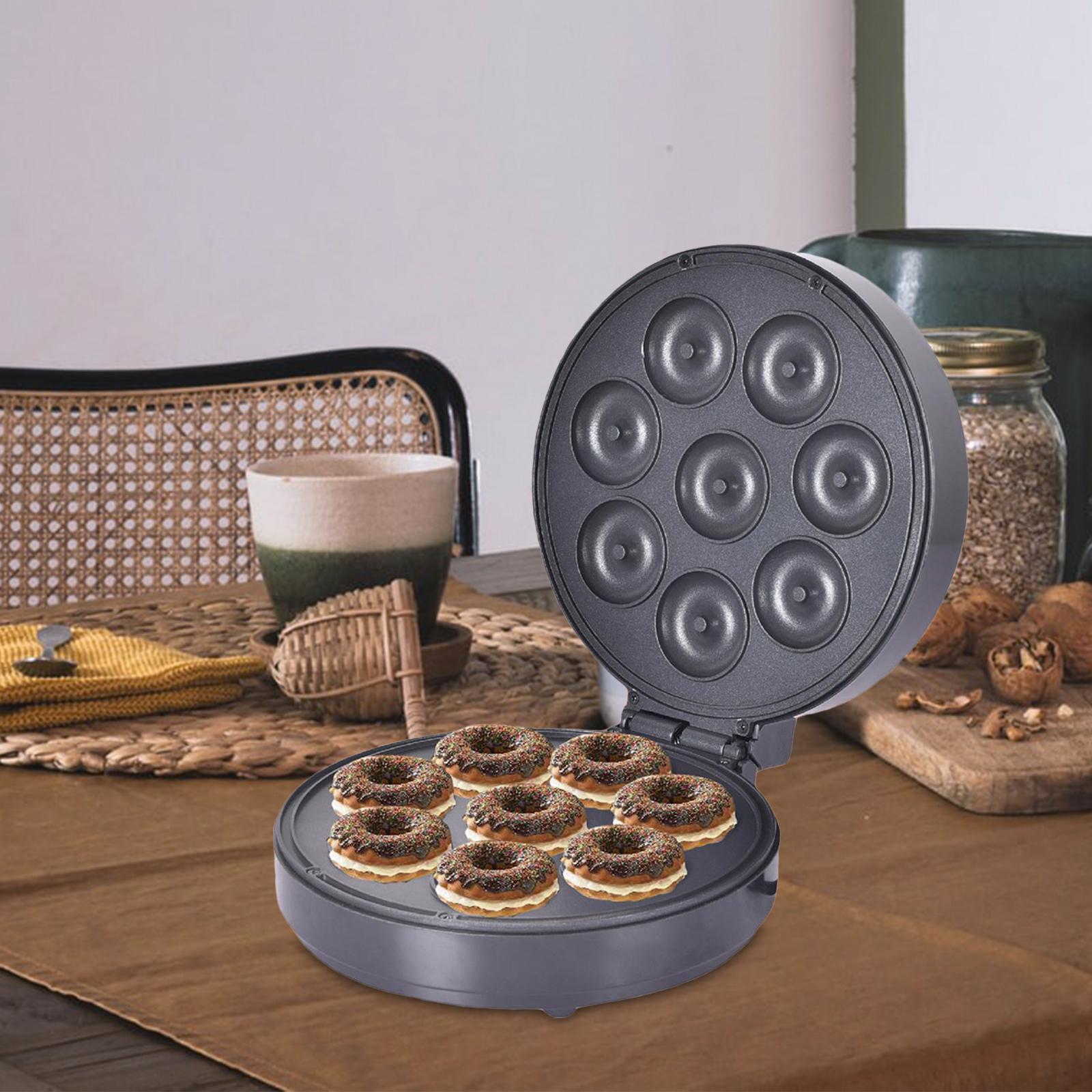 آلة صنع الدونات الصغيرة خفيفة  - مراجعة Donut Making Machine وسعره