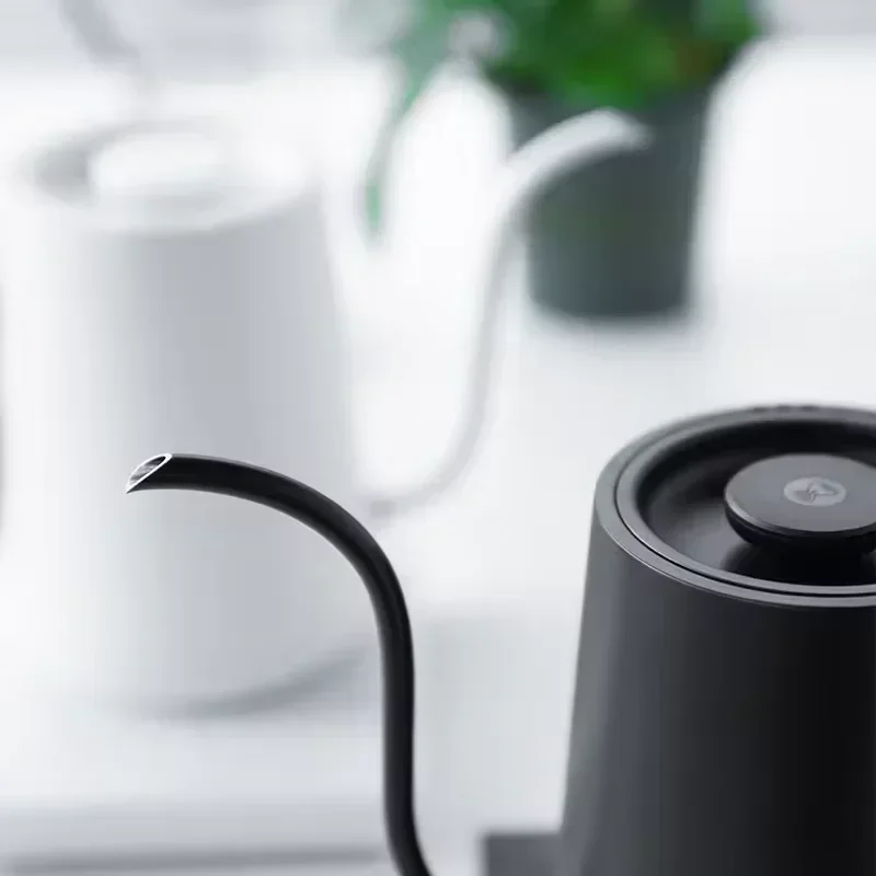 غلاية كهربائية باللونين الأبيض - مراجعة Commercial Kitchen Kettle وسعره