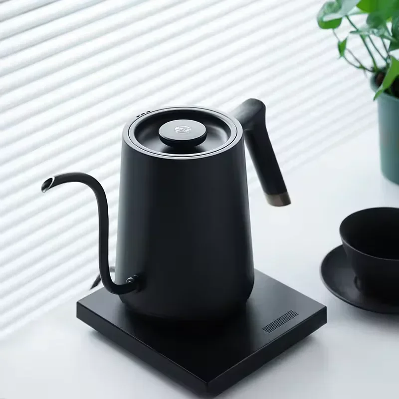 غلاية كهربائية باللونين الأبيض - مراجعة Commercial Kitchen Kettle وسعره