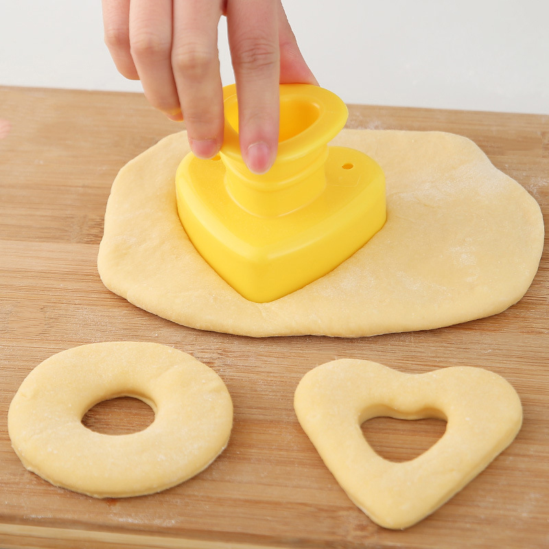 دونات قالب الكعكة لتقوم بها بن - مراجعة Donut Making Machine وسعره